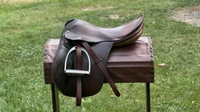 Kieffer Contact Jump Saddle 17” Medium Gullet