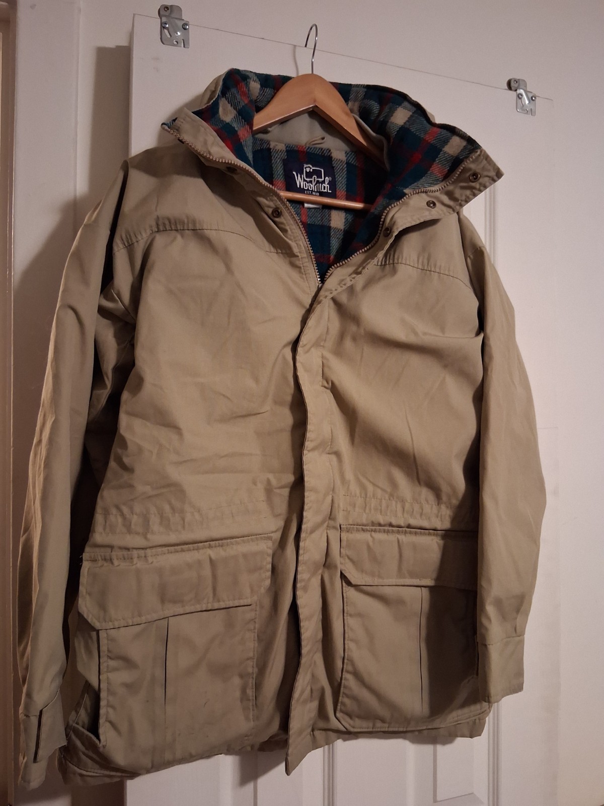 Vintage Men's Woolrich Barn Coat Khaki W/ Wool Blend Plaid Lining Small USA