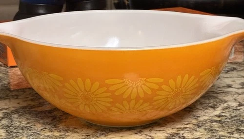 Vtg Pyrex 444 Orange Yellow Daisy Sunflower Cinderella 4 Qt Nesting Mixing Bowl