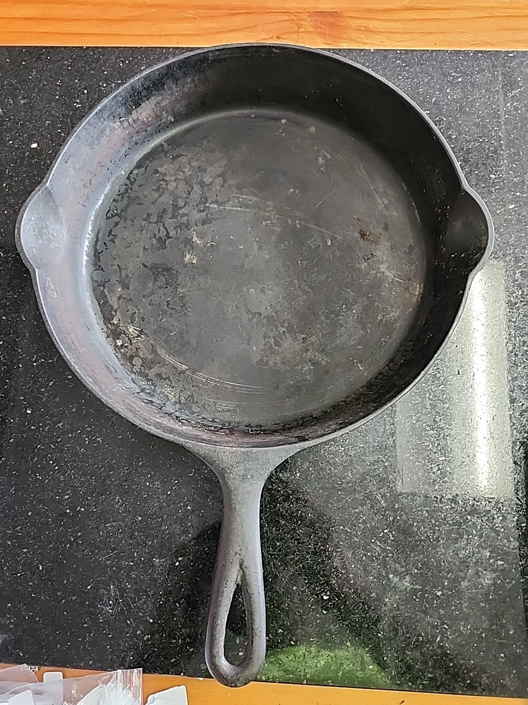Victor CAST IRON SKILLET #9 NOT RESTORED