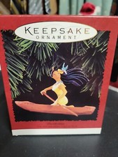 Hallmark Keepsake Christmas Ornament Pocahontas  Pocahontas Collection Disney 4D