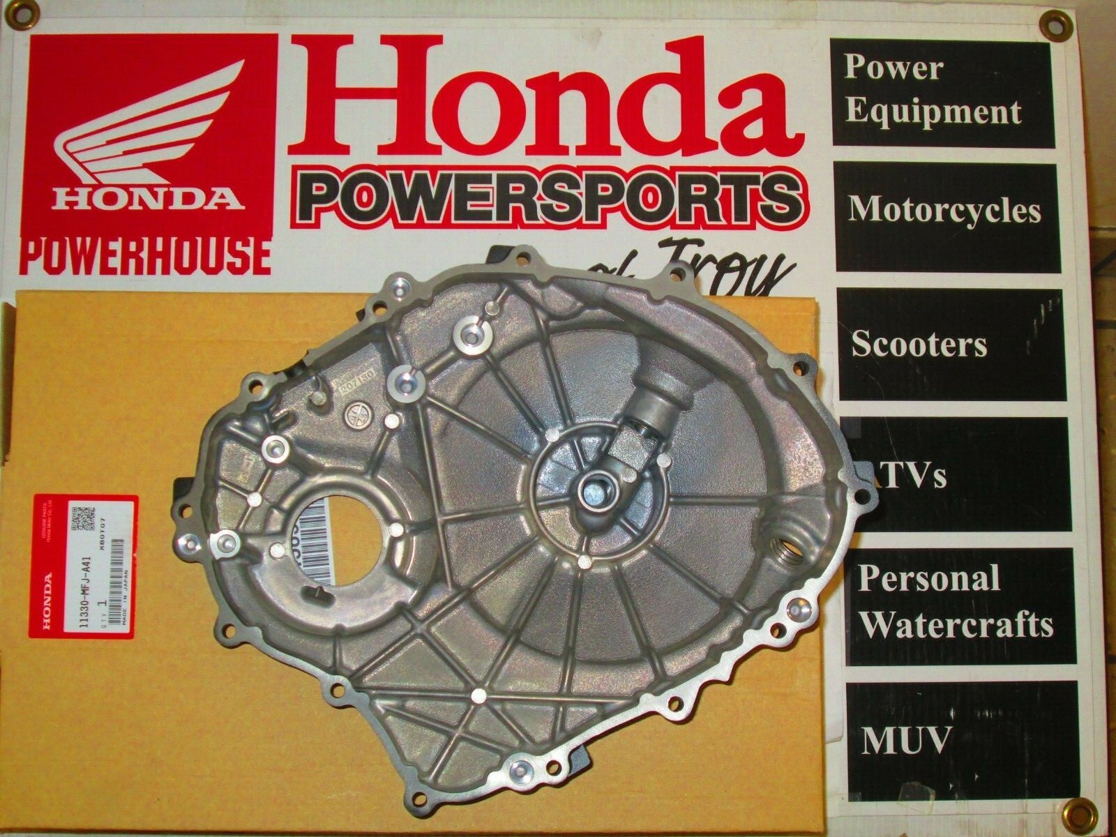 Honda COVER, R. CRANKCASE 11330-HP1-670 OEM NEW Honda COVER, R. CRANKCASE 11330-HP1-670 OEM NEW