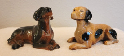 Two Vintage German Shorthaired Pointer Hunting Dog Figurines