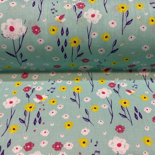 £2.75 Pastel Summer Small Floral Poly cotton printed lightweight fabric M1617 - Picture 6 of 14