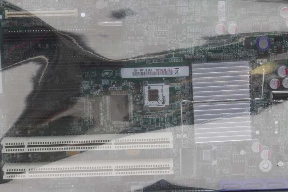 NEW Intel S5000PSL, LGA771 Socket Motherboard E12378-303 BB5000PSLSASR HTX - Image 2 of 4