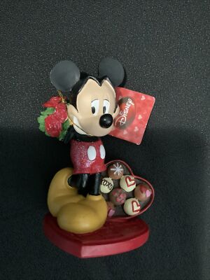 VALENTINE'S DISNEY FIGURE MICKEY MOUSE W/ HEART CHOCOLATES & ROSES 5.5 INCH