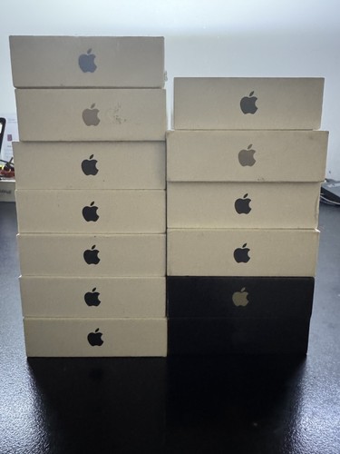 Lot of 13pcs of iPhone 14,15Pro, Max, 16 Max Empty Boxes, - Photo 2 sur 4