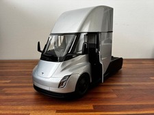 Tesla Mini Car Tesla Semi 1:24