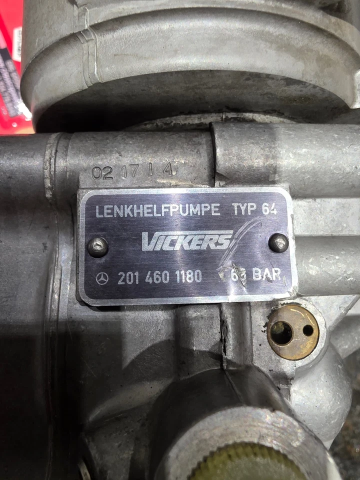 Bomba de dirección asistida OEM A2014601180 84-93 MERCEDES-BENZ VICKERS W201 190E 190D Foto 3 de 4