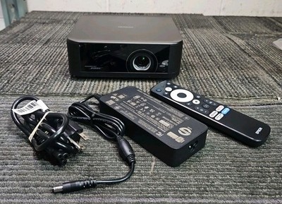 Epson EF-62B Lifestudio Pop Portable Smart LCD Projector with Sound by Bose