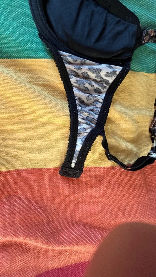 Sujetador Milagro Victoria's Secret 1277 Leopardo y Negro Satinado Acolchado Push-up 34c De Colección  Foto 4 de 4