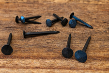 Geschmiedete Nägel, Schmiedenägel, vierkant - Mittelalter, Restauration,vierschl