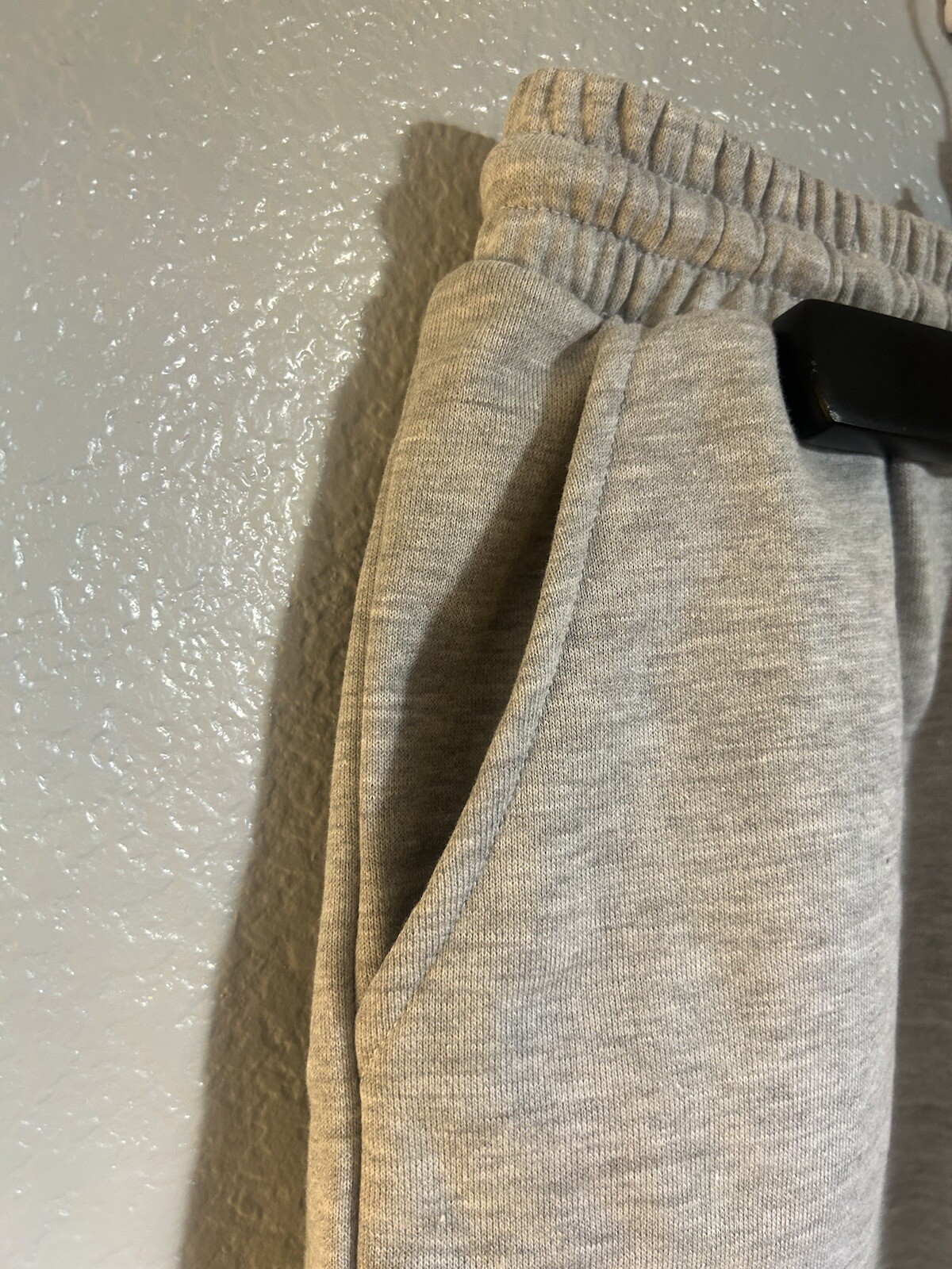 Picture 2 of 4