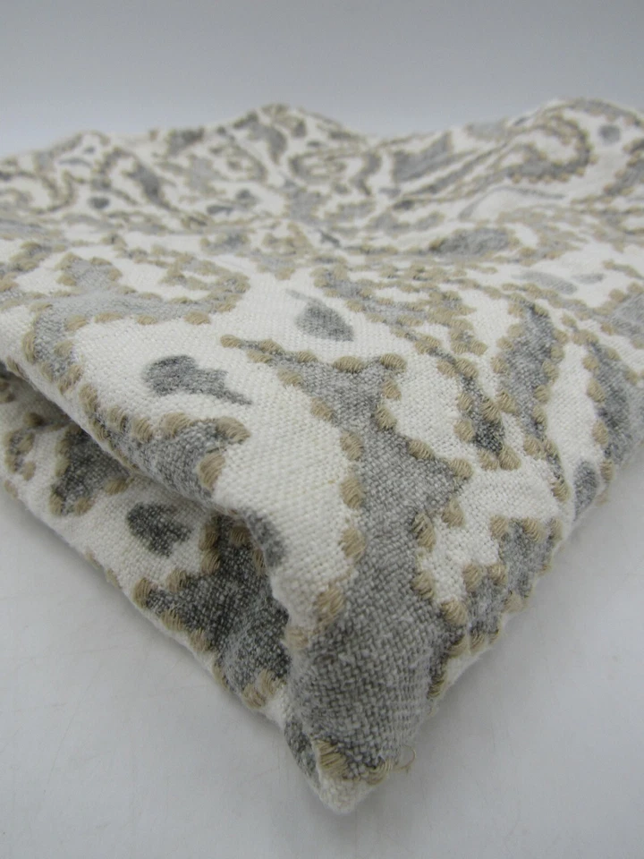 Pottery Barn Reilley Linen Embroidered Pillow Cover 22" sq Steel Gray #A139 - Image 4 of 4