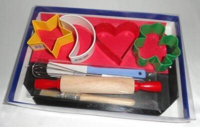 9-pc Cookie Cutter Mini Baking Pastry Kit Kids FAST SHIP! D90
