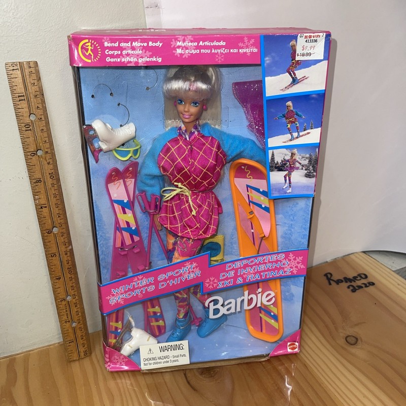 1994 Winter Sports Barbie Bend & Move #13516 Mattel Unopened Vintage NIB