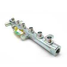 1x For Komatsu PC200-8 Engine C4937282 Common Rail Fuel Distributor Pipe