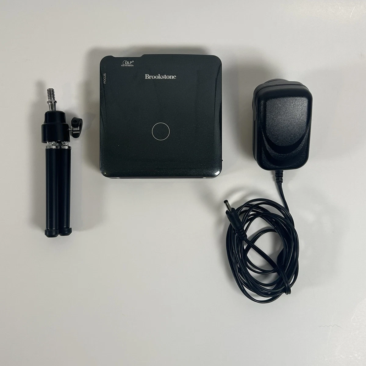 超小型プロジェクター　Brookstone Las mejores ofertas en Proyectores de Cine en Casa Brookstone | eBay