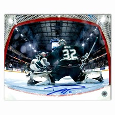 Dustin Wolf Autographed Everett Silvertips 8x10 Photo
