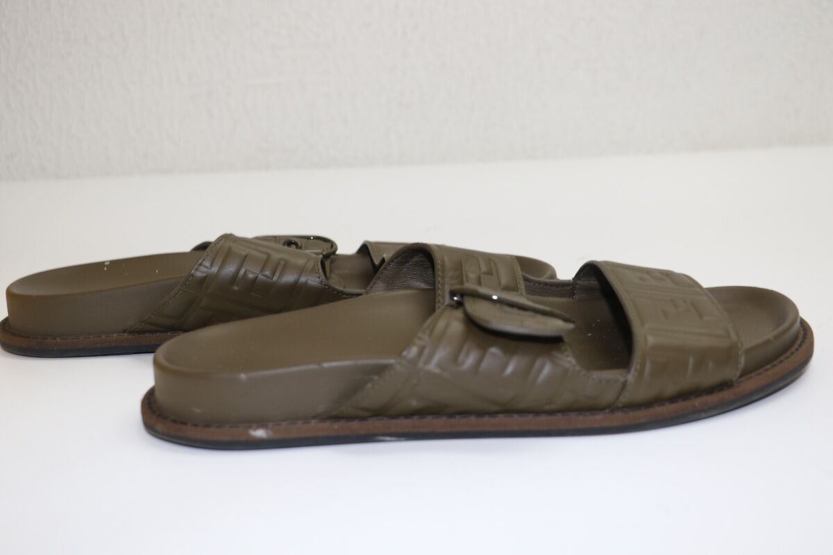Fendi Brown Ff Buckle Logo Embossed Leather Slides Sandals Fendi Brown Ff Buckle Logo Embossed Leather Slides Sandals