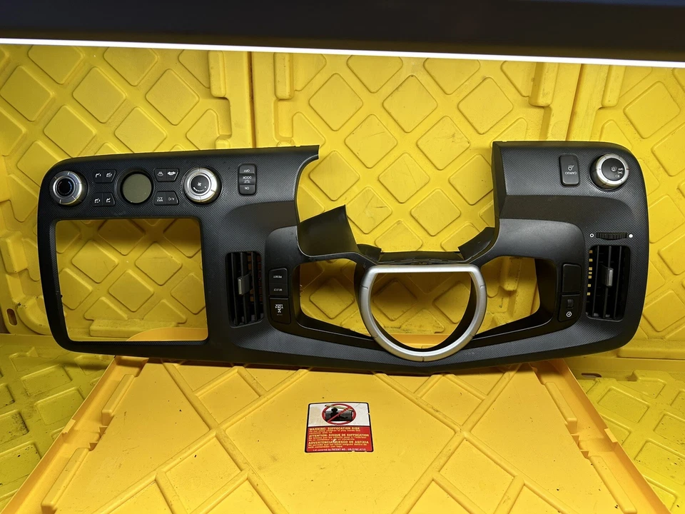 Honda Ridgeline 2007 velocímetro/radioAC tablero bisel envolvente completamente cargado fabricante de equipos originales. Foto 2 de 4