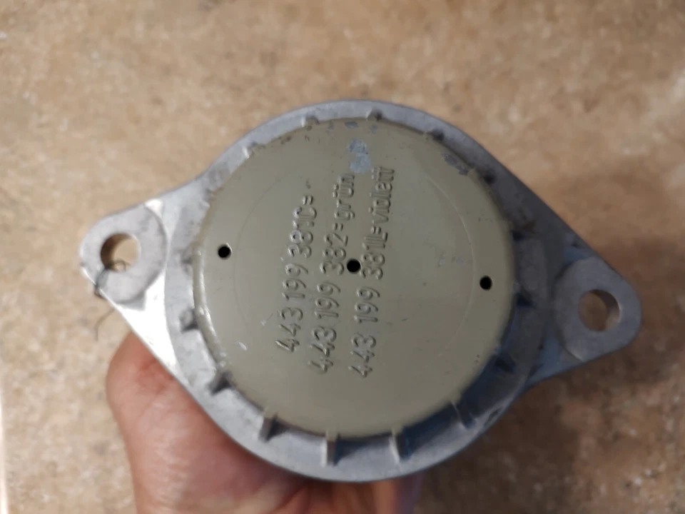 Novo Suporte de Motor Audi #443199381C Alemanha 88-91 Audi 80 90 Quattro '95 S6 - Imagem 3 de 4