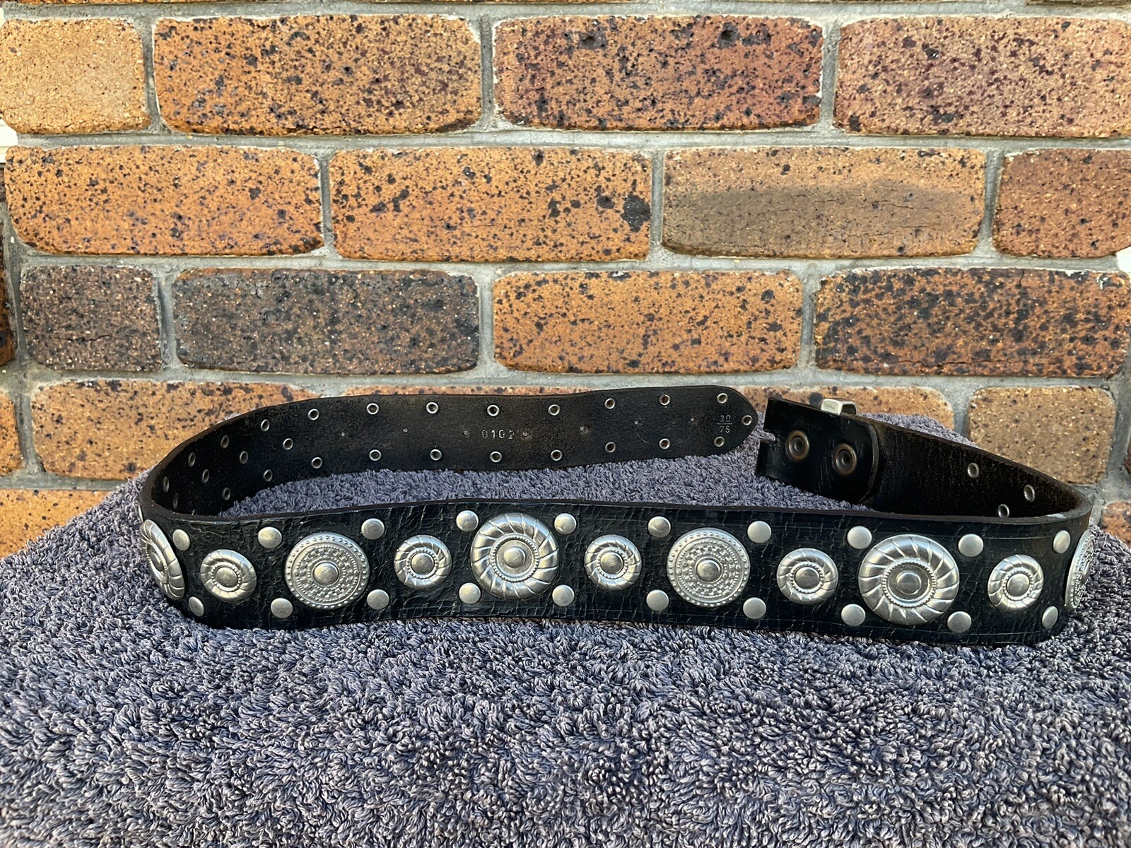 Unisex Concho Leather Belt 30