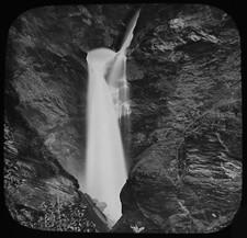 FALLS OF THE KANDER AT KLUS SWITZERLAND C1870 ANTIQUE Magic Lantern Slide PHOTO
