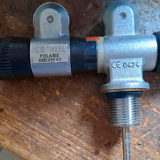 Polaris Tauchflaschen-Ventil/Br&uuml;cke M25x2 Kennz. 08D23002 CE 0474