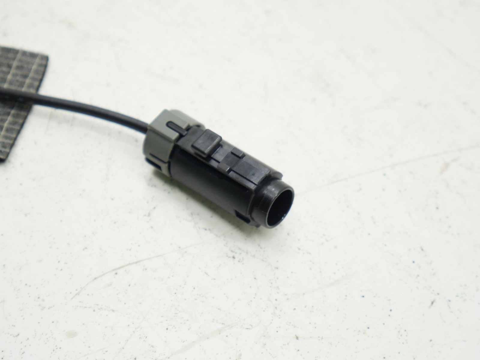 Used GPS Navigation Antenna Receiver Sensor 2016-2021 Mclaren 570GT OEM