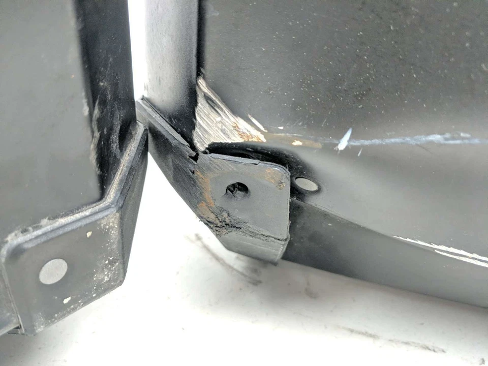 08 Triumph Tiger 1050 SW Motech TRAX Saddle Bags Luggage Cases Left Right Set - Image 4 of 4