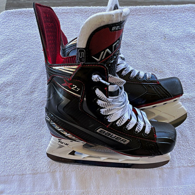 Bauer Vapor X2.7 Ice Hockey Skates Size 5 only worn 3 times