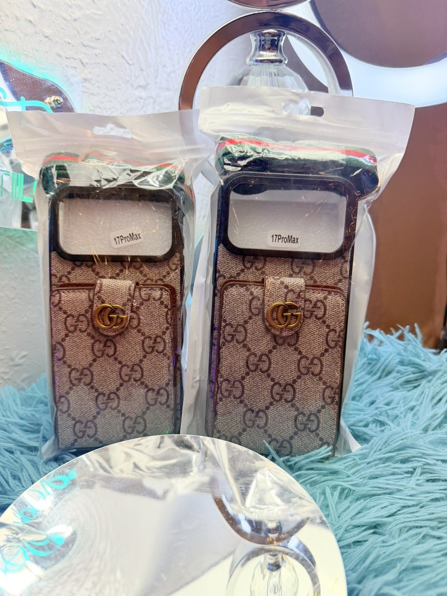 Gucci GG Supreme Canvas Phone Case with Card Holder for iPhone 17