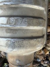 Bmw E90 330i Oem Exhaust Center Mufflerresonator Pre-owned Bmw E90 330i Oem Exhaust Center Mufflerresonator Pre-owned