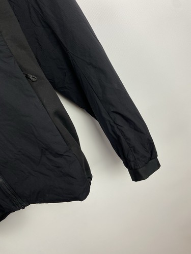 Chaqueta con capucha para mujer ARC'TERYX ATOM de nailon negra talla S - Imagen 10 de 23
