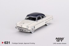Mini GT #631 1/64 Lincoln Capri 1954 Arctic White / Atlantic Blue
