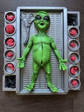 Alien Anatomy Autopsy Board Game 1997 MINT IN BOX