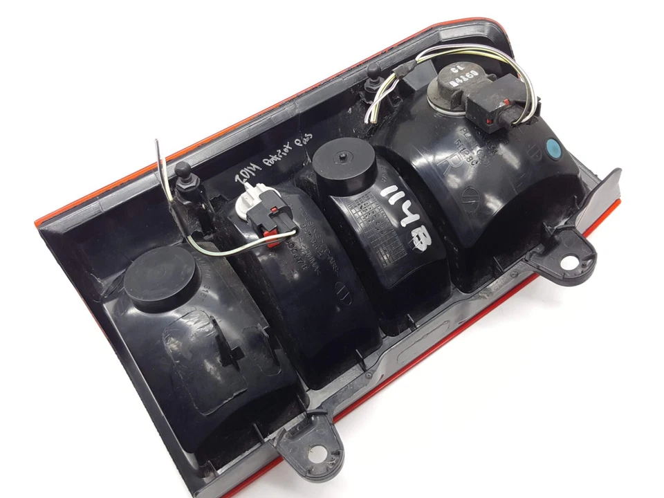 2008 - 2012 JEEP PATRIOT OEM Factory Rear Brake Tail Light Lamp PASSENGER SIDE - Image 4 of 4