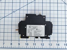 MIDNITE SOLAR MNEPV15-300 CIRCUIT BREAKER 15A 300VDC 1-POLE DIN MOUNT, w1t,w2t