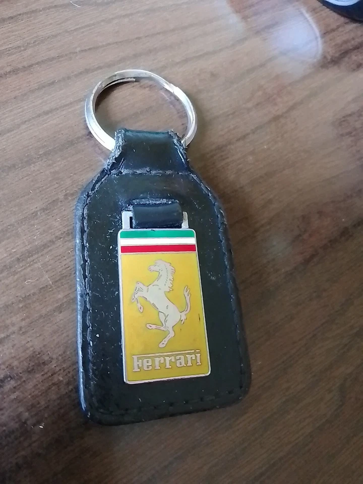 Ferrari idea-FERRARI KEYCHAIN 1990s-USED  KEYCHAIN FERRARI  TSS&P  -TESTAROSSA - Image 3 of 4