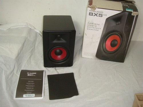 M-Audio BX5 D3 CRIMSON 2-WAY STUDIO 