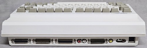 Commodore Amiga 600 - Afbeelding 13 van 24