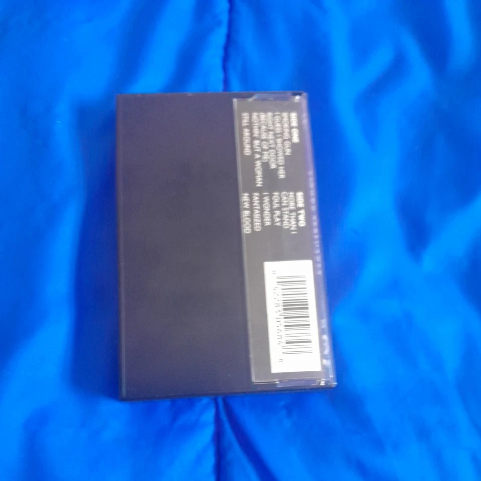 THE ROBERT CRAY BAND - Strong Persuader - Cassette Tape Album *MERHC 97* - Image 2 of 4