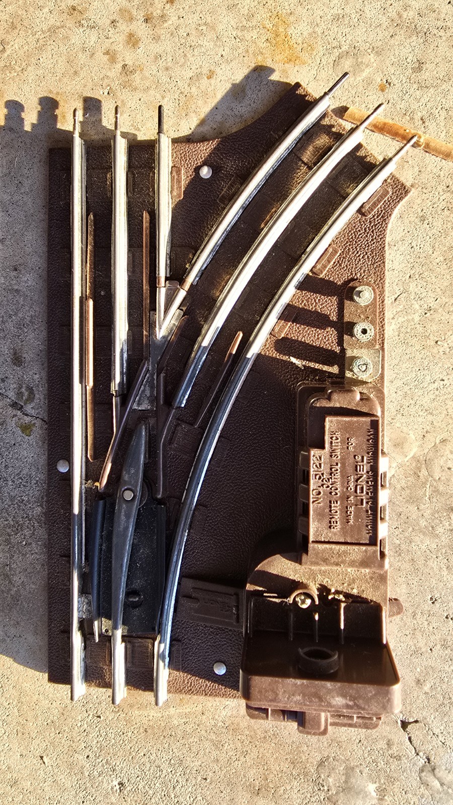 Click here to see eBay Auction