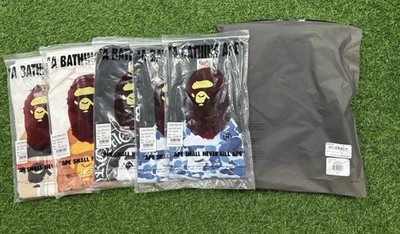 A Bathing Ape BAPE Ape Head Graphic Logo Tee Men s M Crew Neck Cotton