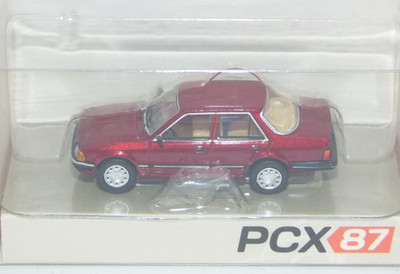 Premium Classix PCX 87 Ford Orion Mk 1 Limousine rotmetallic Maßstab 1:87