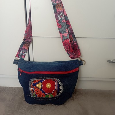 Bauchtaschen Brusttasche UPCLİNG Handmade   Unikat 