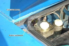 Mgb Bonnet Seal Oem 62-80 - Bhh209