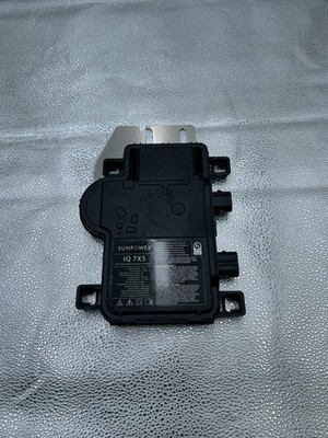 SUNPOWER Enphase Microinverter IQ7XS-96-2-US