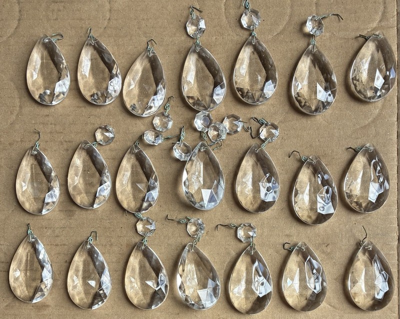 Two Piece VTG Lot Of 20 Clear Teardrop 2” Faceted Glass Crystal Prisms